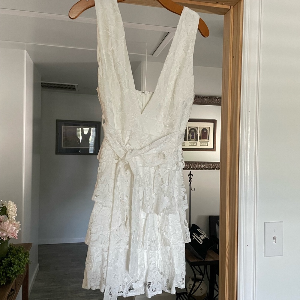 Selfie Leslie White Lace Dress